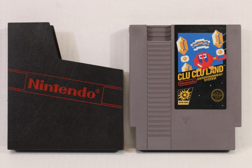North American Clu Clu Land 5 Screw with Dust Sleeve (B) Nintendo Entertainment System NES