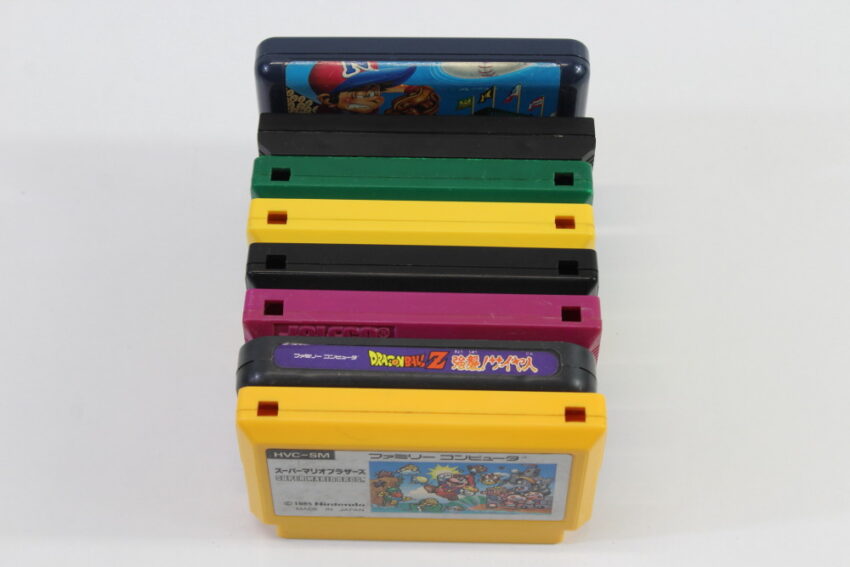 Lot of 8 Nintendo Famicom Games Tested & Working Super Mario Bros Dragon Ball Z Mighty Bomb Jack Dragon Quest IV 4 Ninja Jajamaru Kun FC (B~C)