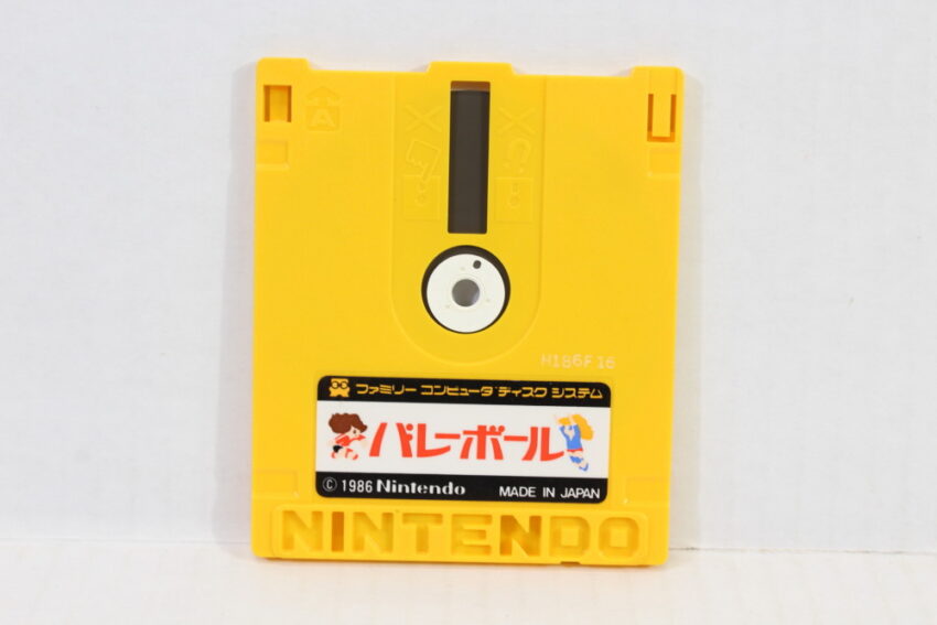 Super Mario Bros 2 / The Lost Levels & Volleyball (B) Nintendo Famicom Disk System FCD