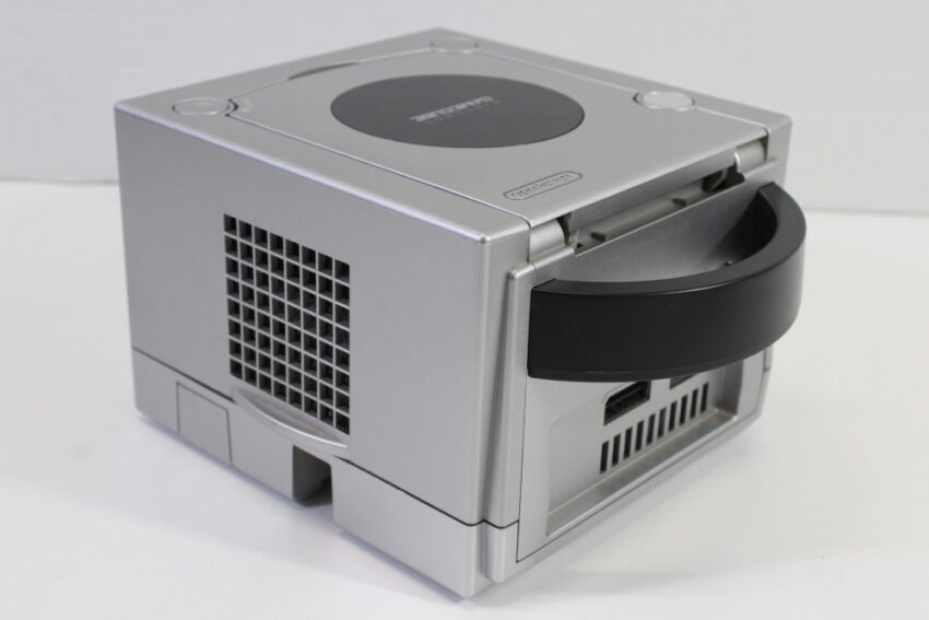 Nintendo GameCube Platinum Silver Console & Controller AC Adapter AV Cable GC Play US Region Games (B)
