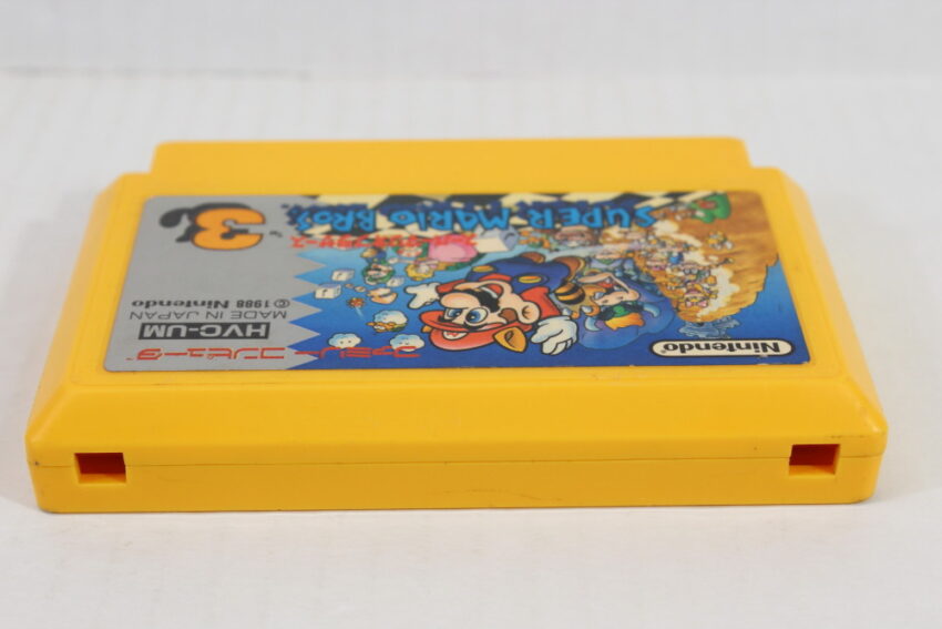 Super Mario Bros 3 (C Shell Damaged) Nintendo Famicom FC