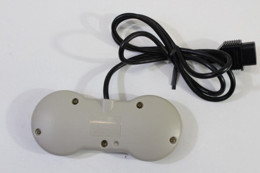 AV Famicom Console "New Famicom" Controller x1 AC Adapter AV Cable & NES Pin Converter (B) Nintendo Famicom FC