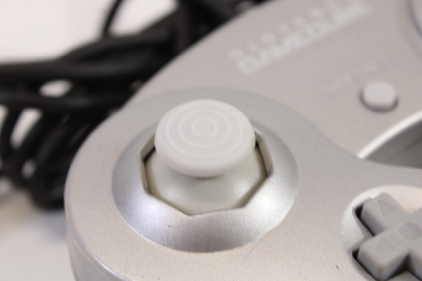 Official Nintendo Gamecube Controller Platinum Silver T3 (C Cosmetic Wears) Nintendo GameCube GC