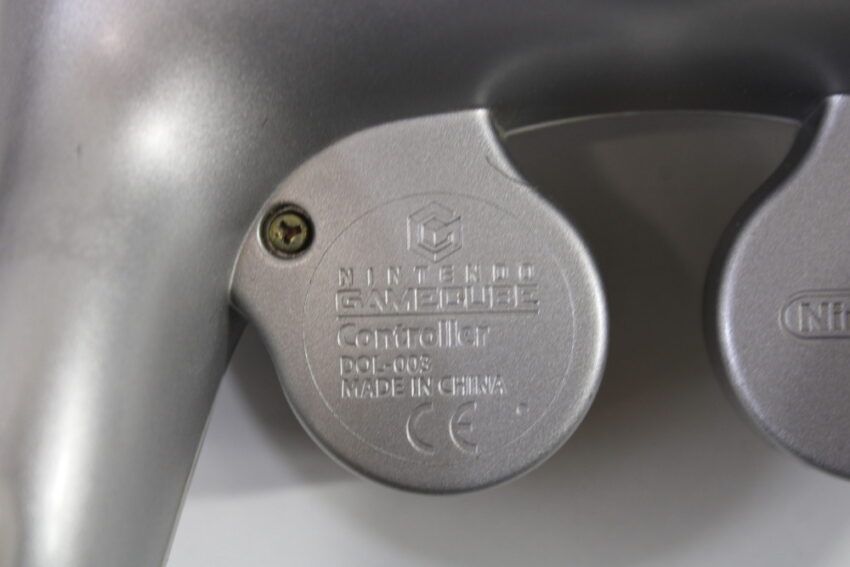 Official Nintendo Gamecube Controller Platinum Silver T3 (C Cosmetic Wears) Nintendo GameCube GC