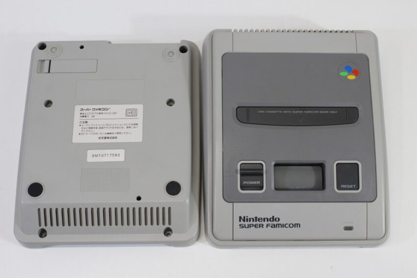 Official Nintendo Super Famicom Console Used Replacement Shell & Tools (B) Nintendo Super Famicom SFC