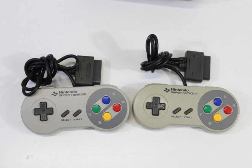 Nintendo Super Famicom Console Controller x 2 OEM NOT WORKING SFC (For Parts DIY Repair)
