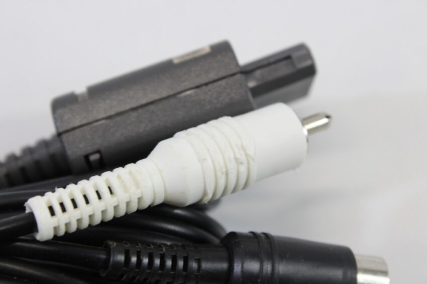 Official Nintendo S Video Cable OEM for Super Famicom / Nintendo 64 / GameCube SFC (B)