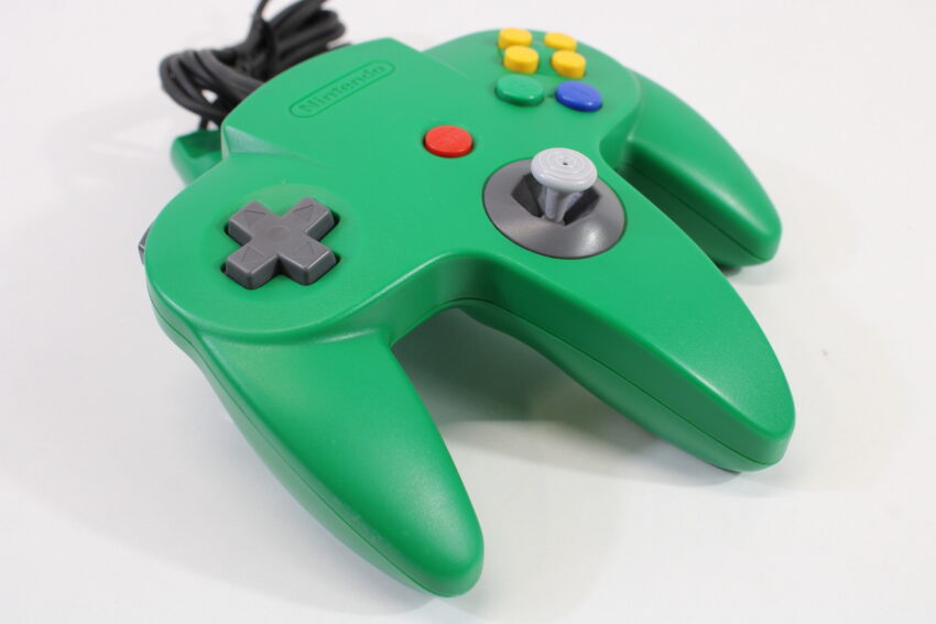 Official Nintendo 64 Green Controller 8/10 Tight Stick TESTED N64 (B)