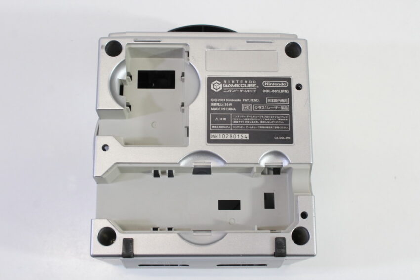 Nintendo GameCube OEM Replacement Shell Only Platinum Silver DOL-001 (For Parts or Repair) Nintendo GameCube GC