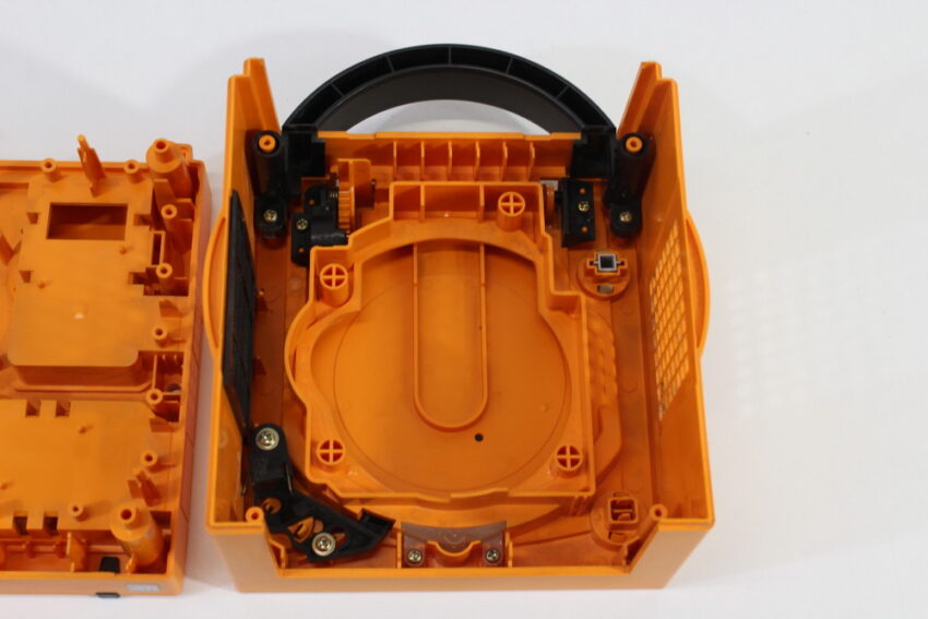 Nintendo GameCube OEM Replacement Shell Only Spice Orange DOL-101 (For Parts or Repair) Nintendo GameCube GC