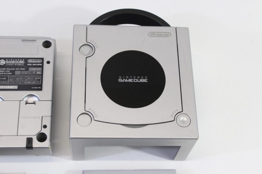 Nintendo GameCube OEM Replacement Shell Only Platinum Silver DOL-001 (For Parts or Repair) Nintendo GameCube GC