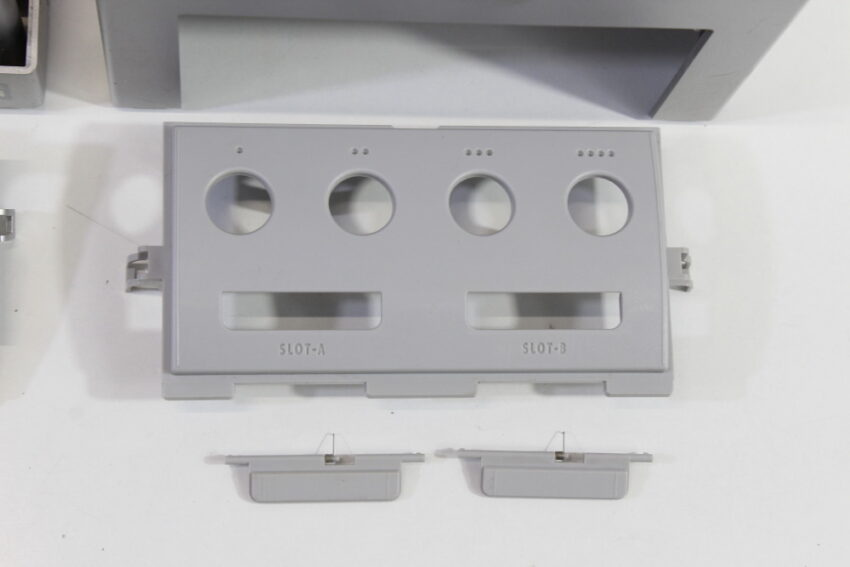 Nintendo GameCube OEM Replacement Shell Only Platinum Silver DOL-001 (For Parts or Repair) Nintendo GameCube GC