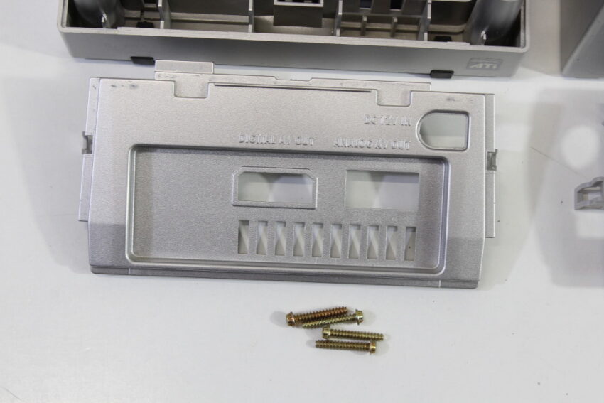 Nintendo GameCube OEM Replacement Shell Only Platinum Silver DOL-001 (For Parts or Repair) Nintendo GameCube GC