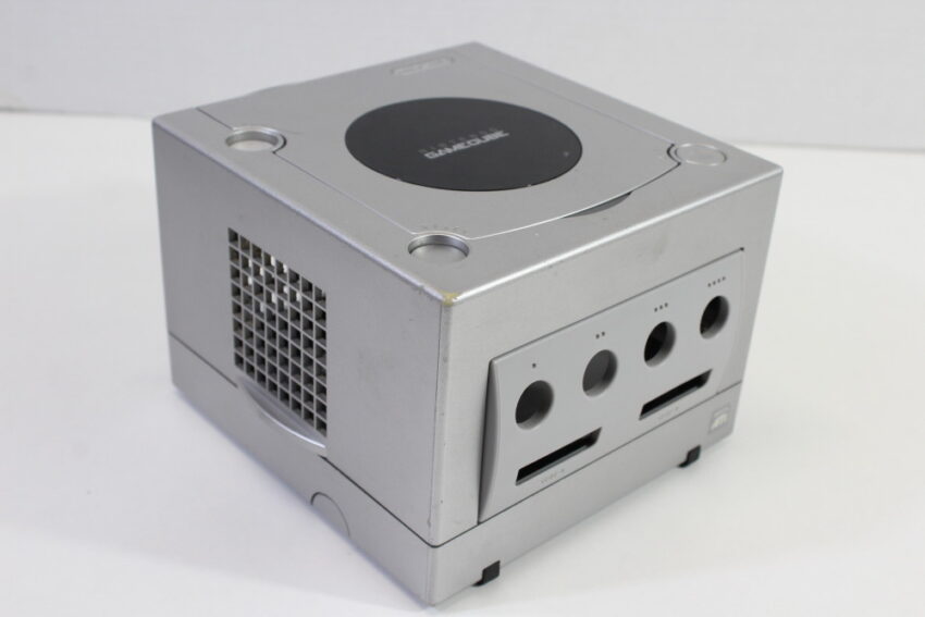 Nintendo GameCube OEM Replacement Shell Only Platinum Silver DOL-001 (For Parts or Repair) Nintendo GameCube GC