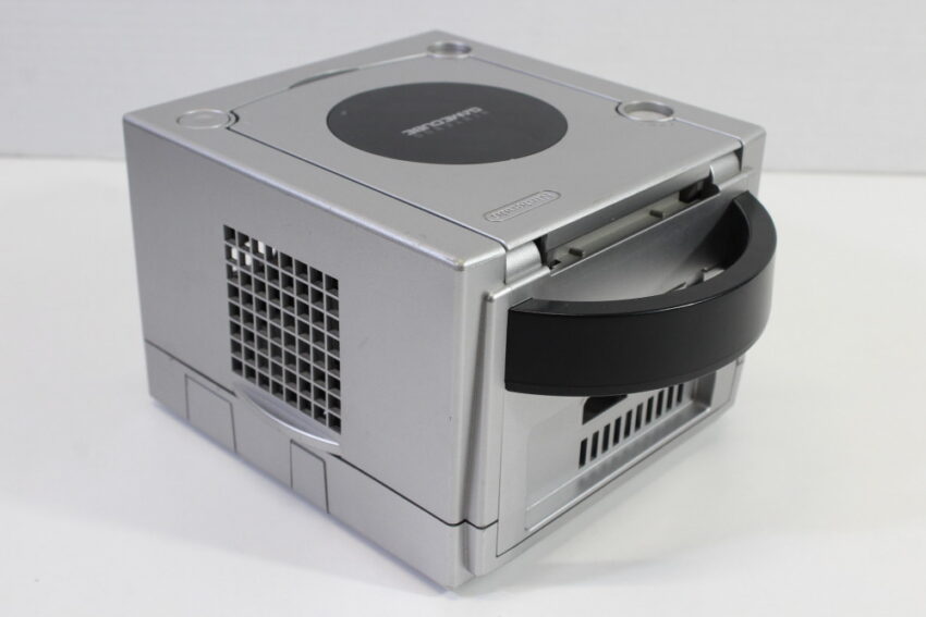 Nintendo GameCube OEM Replacement Shell Only Platinum Silver DOL-001 (For Parts or Repair) Nintendo GameCube GC
