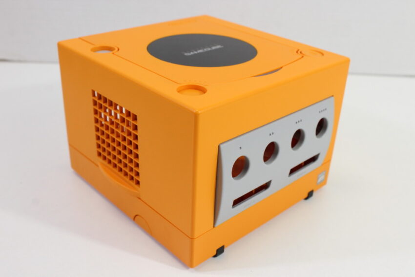 Nintendo GameCube OEM Replacement Shell Only Spice Orange DOL-001 (For Parts or Repair) Nintendo GameCube GC