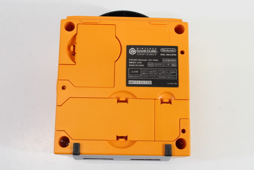 Nintendo GameCube OEM Replacement Shell Only Spice Orange DOL-001 (For Parts or Repair) Nintendo GameCube GC