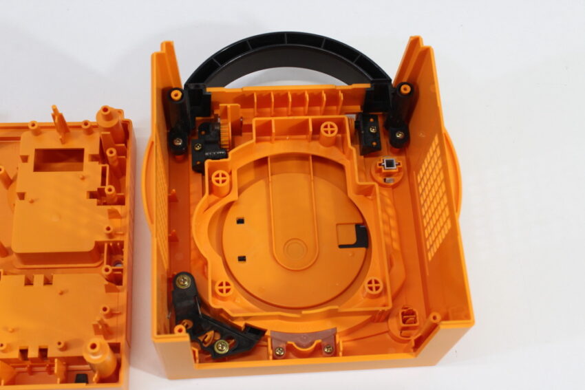 Nintendo GameCube OEM Replacement Shell Only Spice Orange DOL-001 (For Parts or Repair) Nintendo GameCube GC