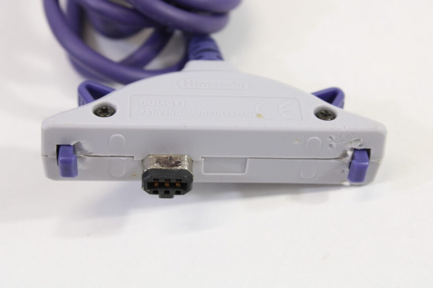 Official Nintendo Gameboy Advance to GameCube GBA GC Link Cable Cord OEM DOL-011 Chew Marks (C)