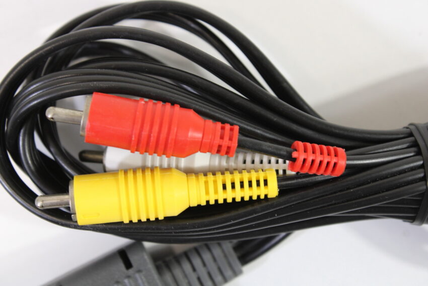 OEM Nintendo RCA AV Cable GC SNES N64 SFC Cosmetic Wear (B)