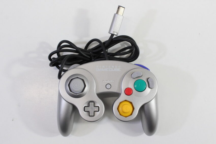 Nintendo Gamecube Platinum Silver Console Boxed with Manual OEM 1 Controller AC AV English Mod GC (A)