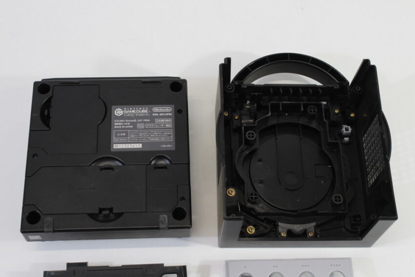 Nintendo GameCube OEM Replacement Shell Only Jet Black DOL-001 (For Parts or Repair) Nintendo GameCube GC