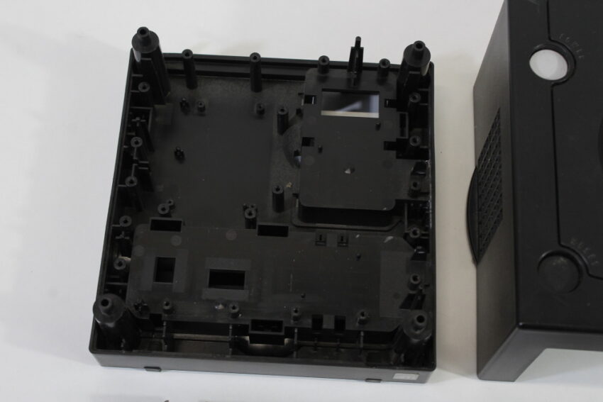 Nintendo GameCube OEM Replacement Shell Only Jet Black DOL-001 (For Parts or Repair) Nintendo GameCube GC