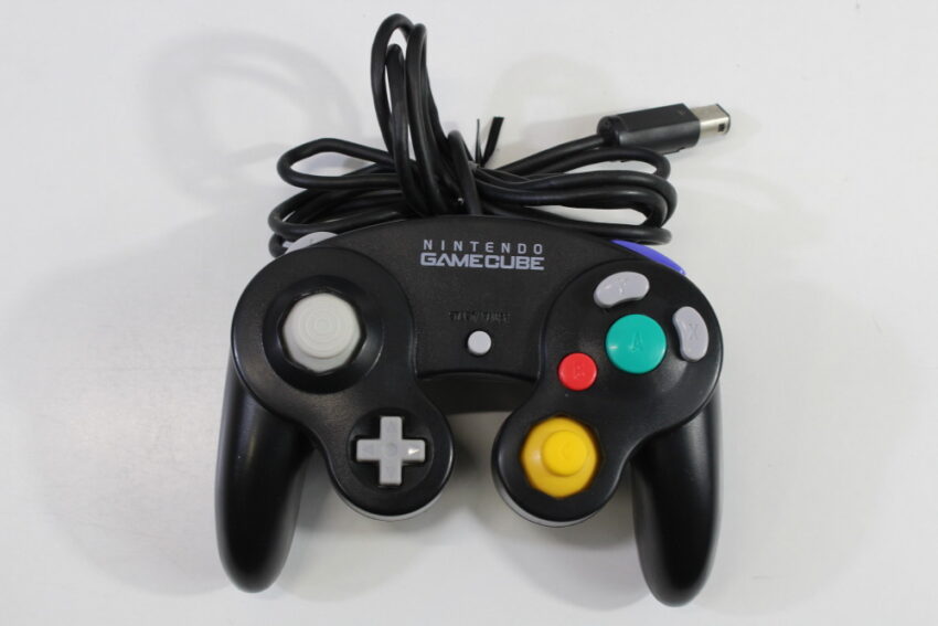 Nintendo GameCube Jet Black Console & Controller AC Adapter AV Cable GC Play US Region Games (B)
