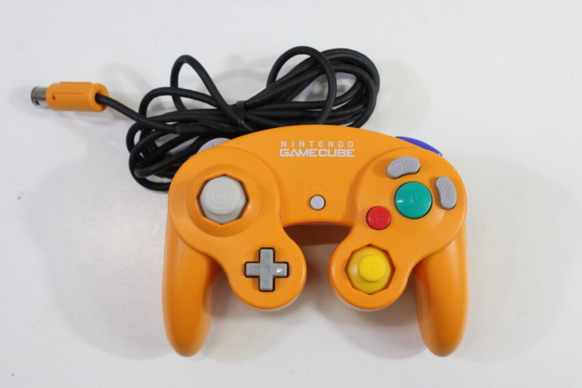 Nintendo GameCube Spice Orange Console & Controller AC Adapter AV Cable GC Play US Region Games (B)