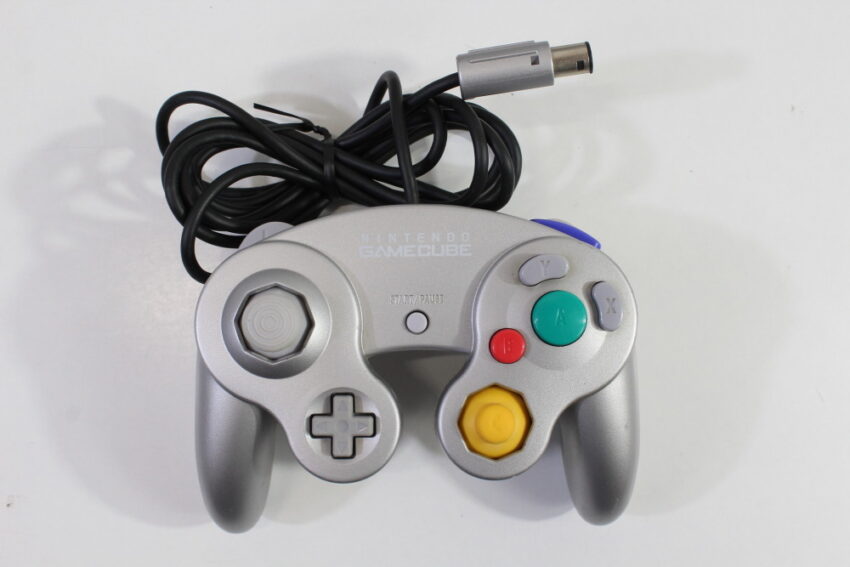 Nintendo GameCube Starlight Gold Console DOL-101 & Silver T3 Controller AC Adapter AV Cable GC Play US Region Games (B)