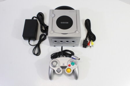 Nintendo GameCube Platinum Silver Console & Controller AC Adapter AV Cable GC Play US Region Games (A)