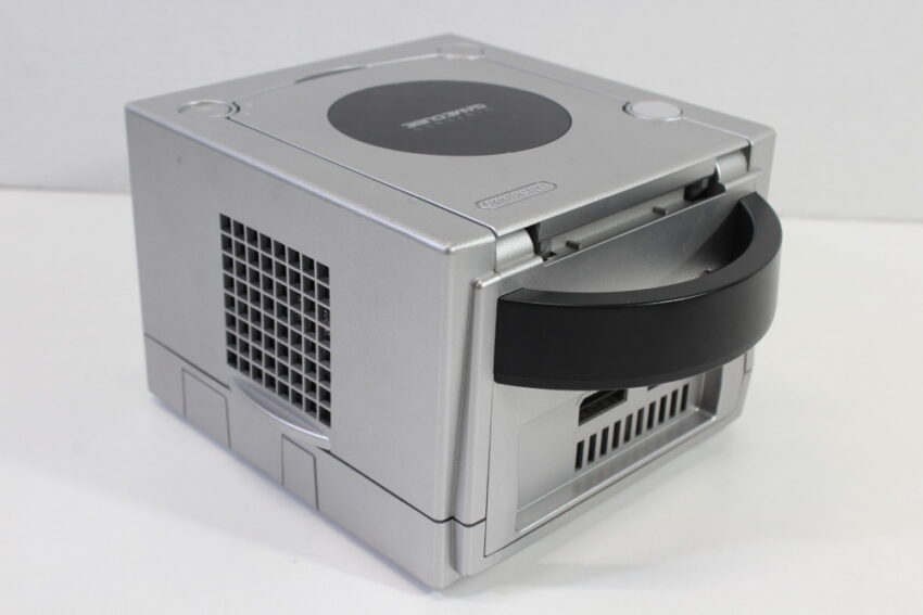 Nintendo GameCube Platinum Silver Console & Controller AC Adapter AV Cable GC Play US Region Games (A)