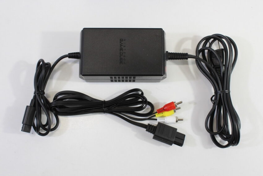 Nintendo GameCube Indigo Purple Console & Controller AC Adapter AV Cable GC Play US Region Games (B)