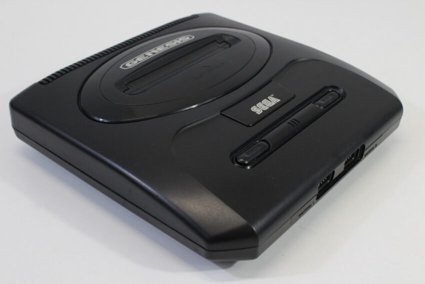 SEGA Genesis Model 2 Controller x2 AC AV cable x4 Games Sonic 2 Spinball Lion King NBA Live 96 (B) SEGA Genesis