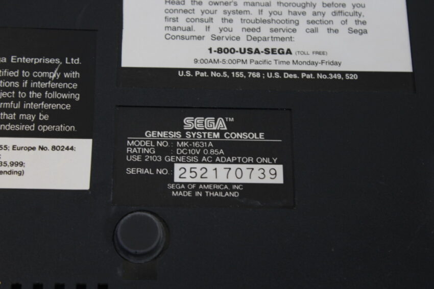 SEGA Genesis Model 2 Controller x2 AC AV cable x4 Games Sonic 2 Spinball Lion King NBA Live 96 (B) SEGA Genesis