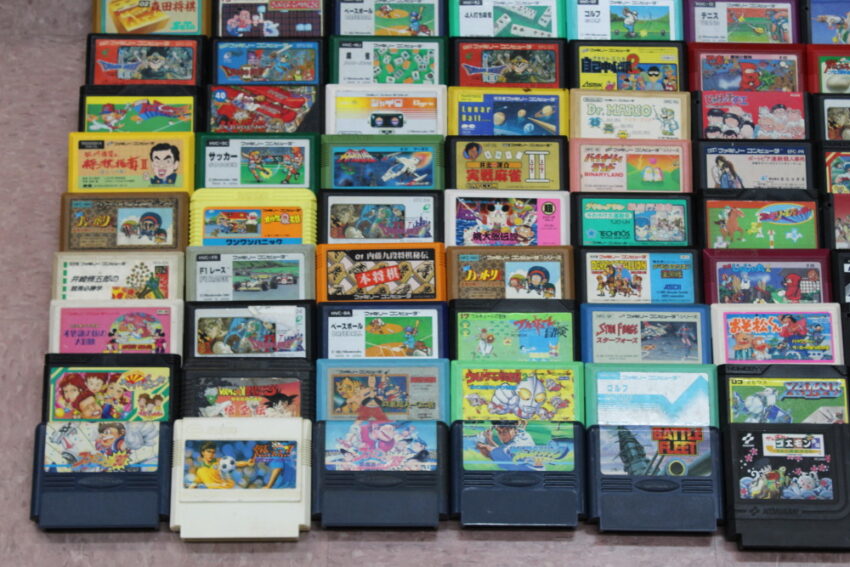 Wholesale Lot of 150 Nintendo Famicom Games FC (Untested)