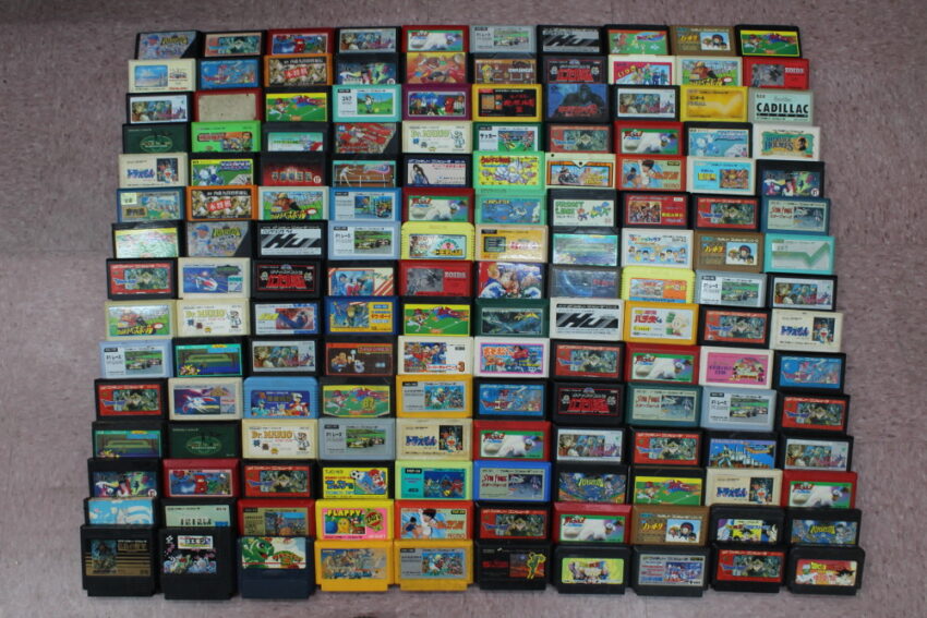 Wholesale Lot of 150 Nintendo Famicom Games FC (Untested)