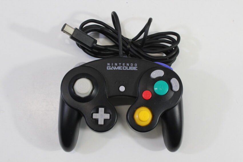 Nintendo GameCube Jet Black Console & Controller AC Adapter AV Cable GC Play US Region Games (B)