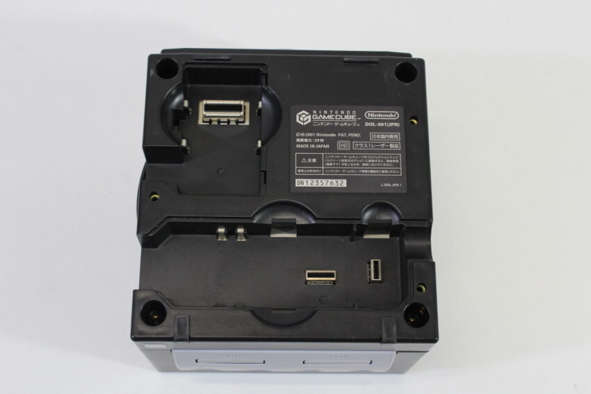 Nintendo GameCube Jet Black Console & Controller AC Adapter AV Cable GC Play US Region Games (B)