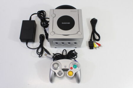Nintendo GameCube Platinum Silver Console & Controller AC Adapter AV Cable GC Play US Region Games (B)