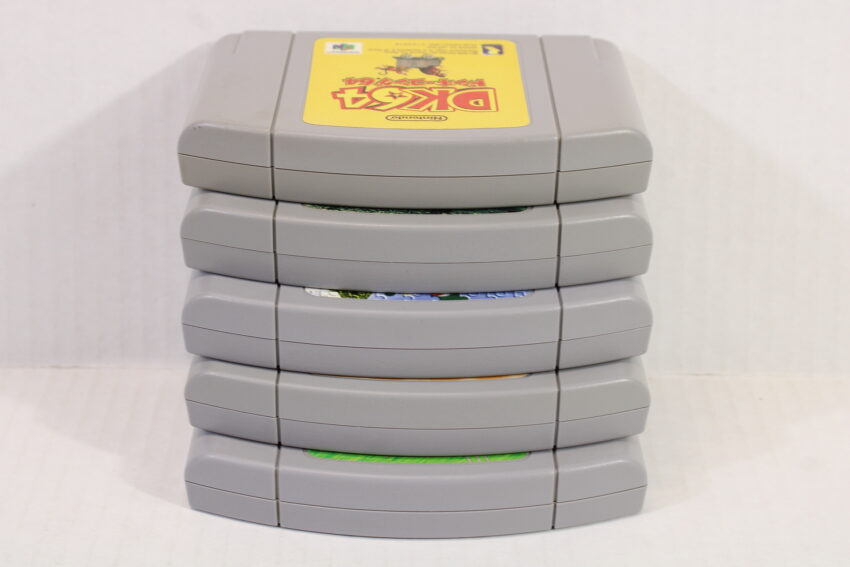 Lot of 5 Donkey Kong 64 MRC Racing Banjo Kazooie / Tooie 2 Harvest Moon (B) Nintendo 64 N64