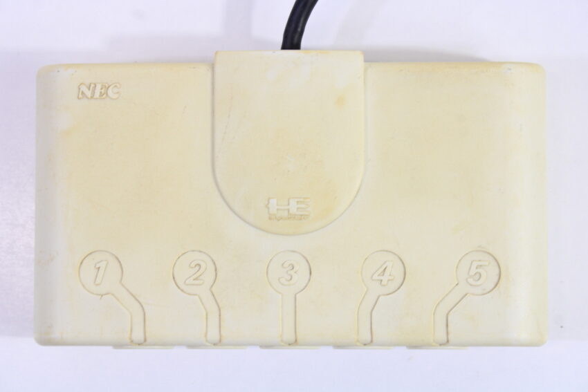 Official NEC PC Engine PI-PD003 5-Way Multitap Discoloration (B)