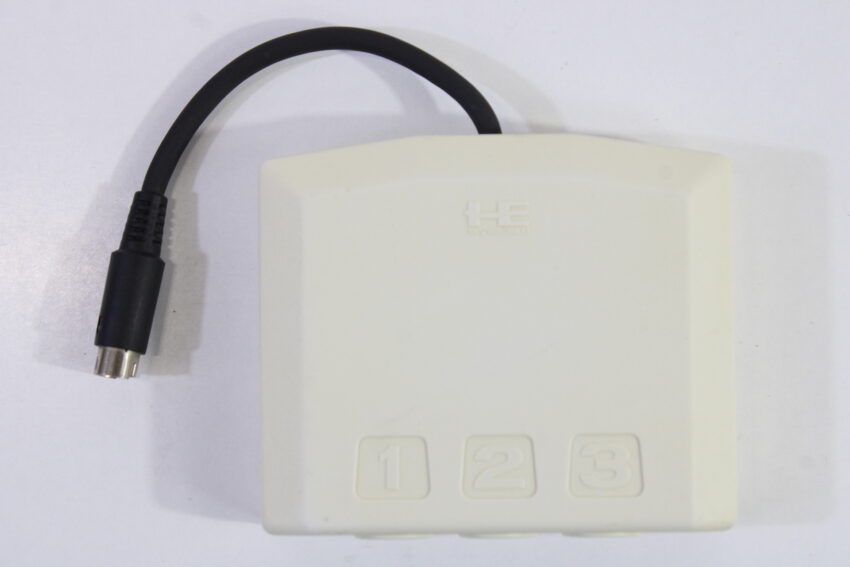 Official Hudson Soft PC Engine HC63-8 3-Way Multitap Cosmetic Wears (B)