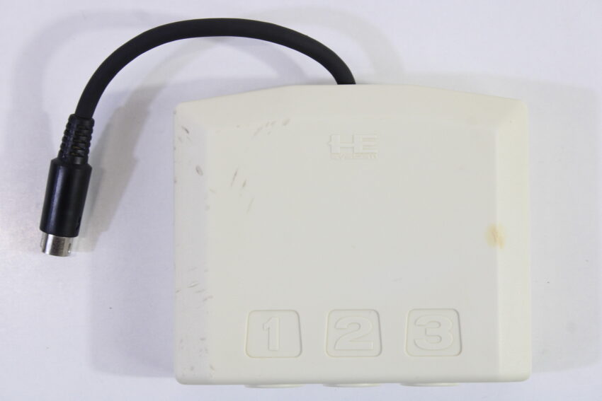 Official Hudson Soft PC Engine HC63-8 3-Way Multitap Cosmetic Wears (B)