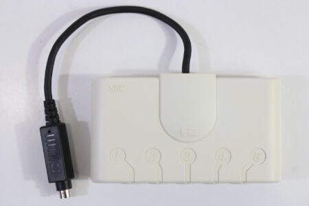 Official NEC PC Engine PI-PD003 5-Way Multitap Crack in Shell (C)