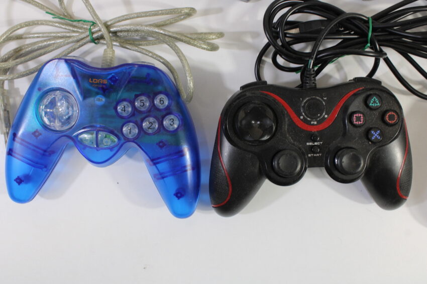 Wholesale lot of 6 USB Controllers (UNTESTED FOR PARTS REPAIR)