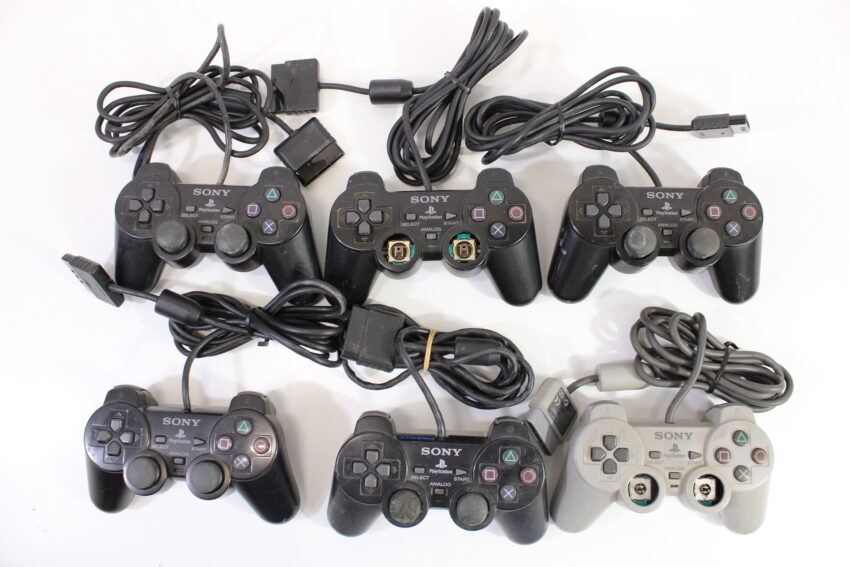 Wholesale Lot of 6 Official PlayStation 2 Dualshock 2 Controllers OEM PS PS2 (Uncleaned & Not Working Properly)
