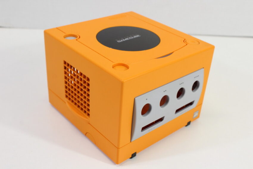 Nintendo GameCube OEM Replacement Shell Only Spice Orange DOL-001 (For Parts or Repair) Nintendo GameCube GC