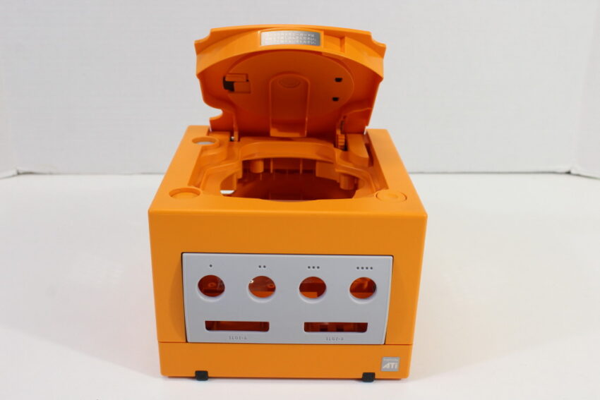 Nintendo GameCube OEM Replacement Shell Only Spice Orange DOL-001 (For Parts or Repair) Nintendo GameCube GC