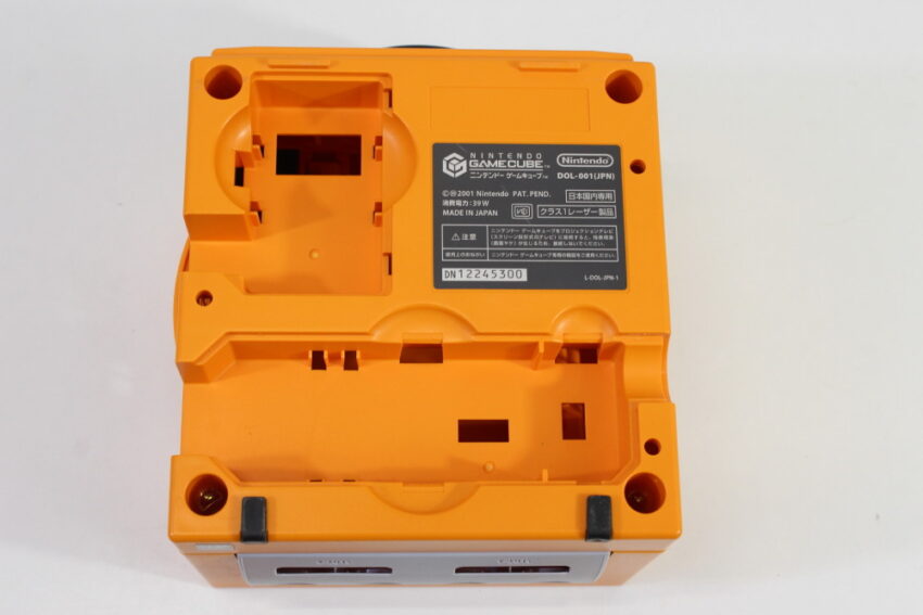 Nintendo GameCube OEM Replacement Shell Only Spice Orange DOL-001 (For Parts or Repair) Nintendo GameCube GC